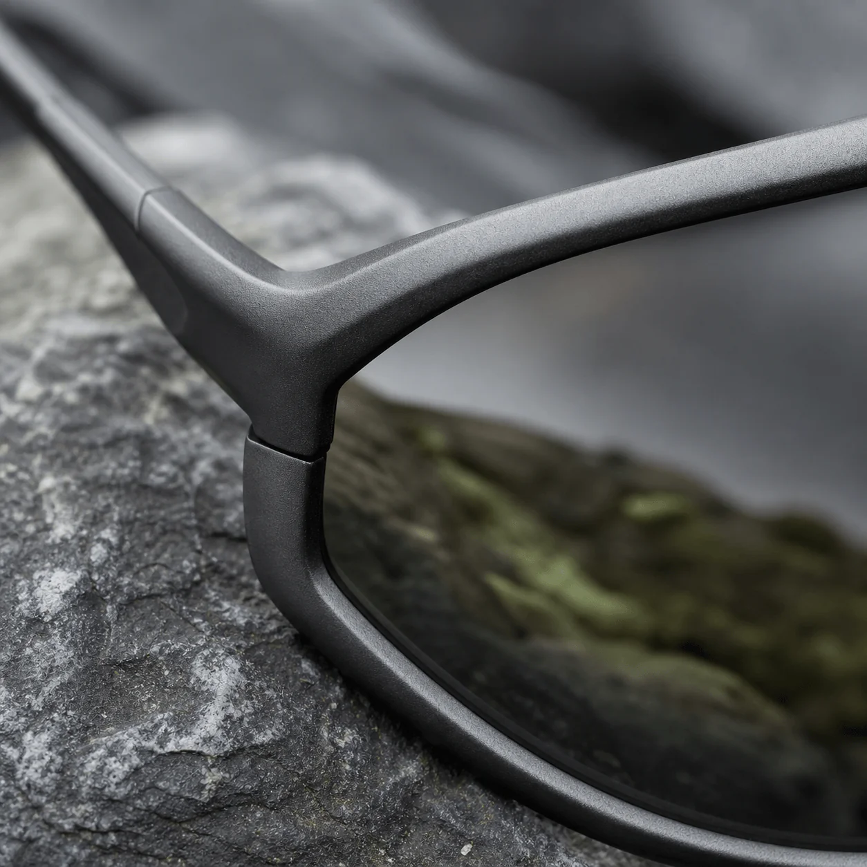 Canyon Sport Shield material detail