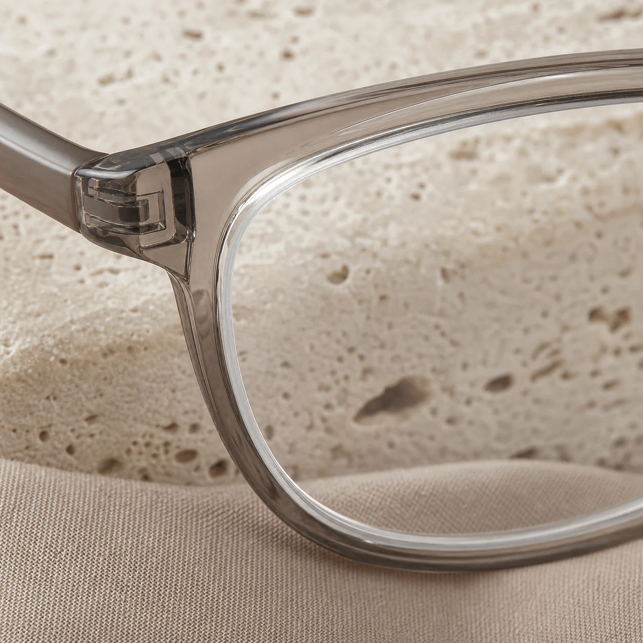 Focus Reading Pair material detail