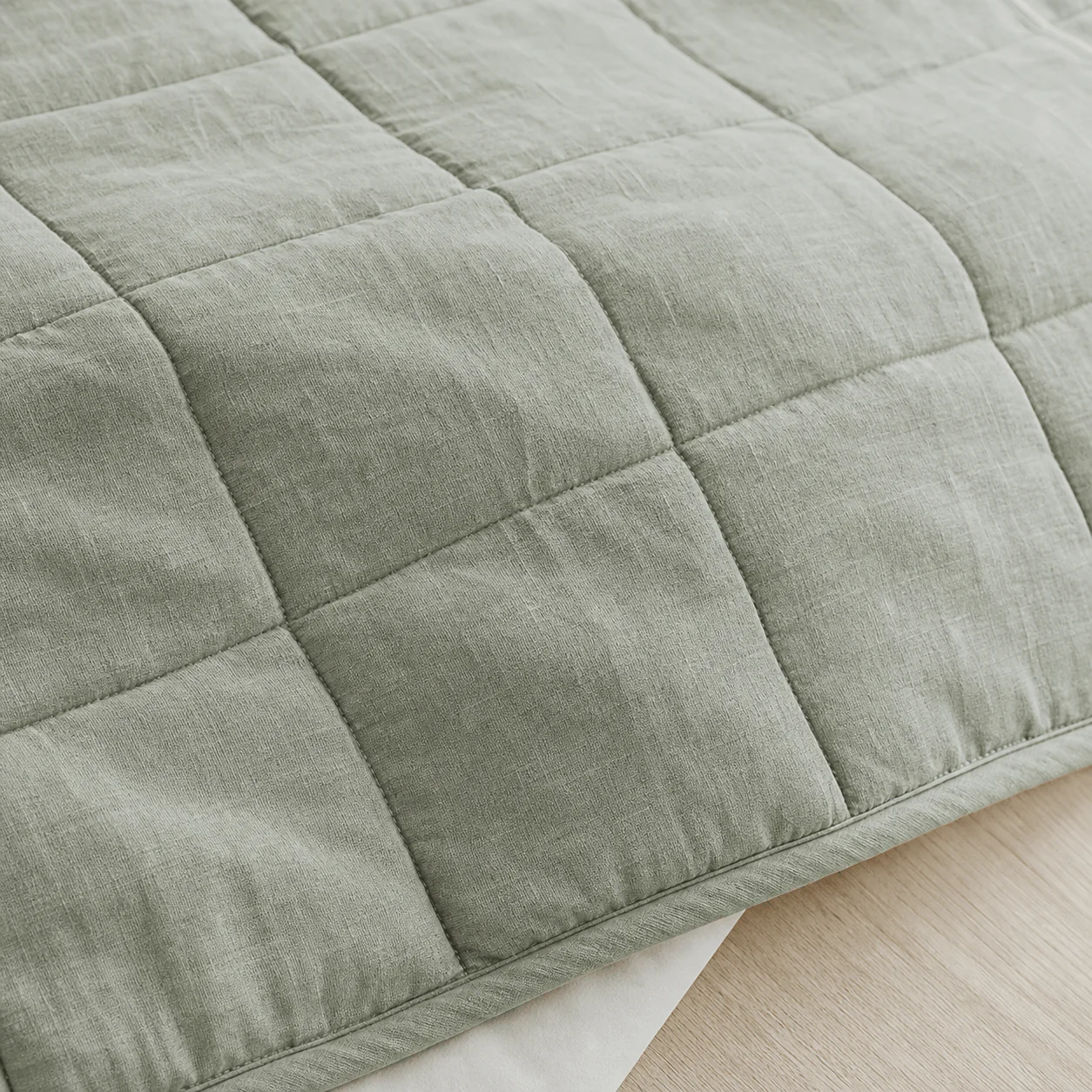 Washed Linen Quilt material detail